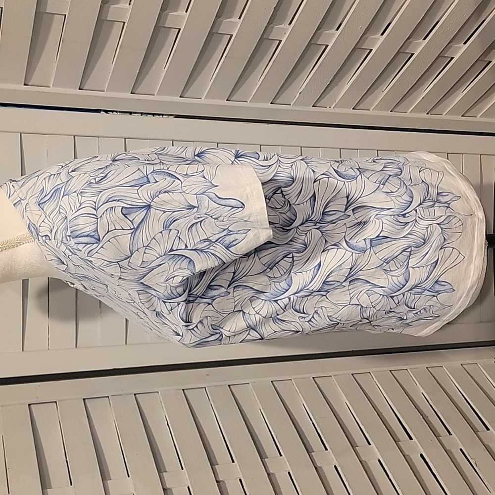 Tory Burch Blue And White Geometric Design T Shirt Size XS - Picture 4 of 6